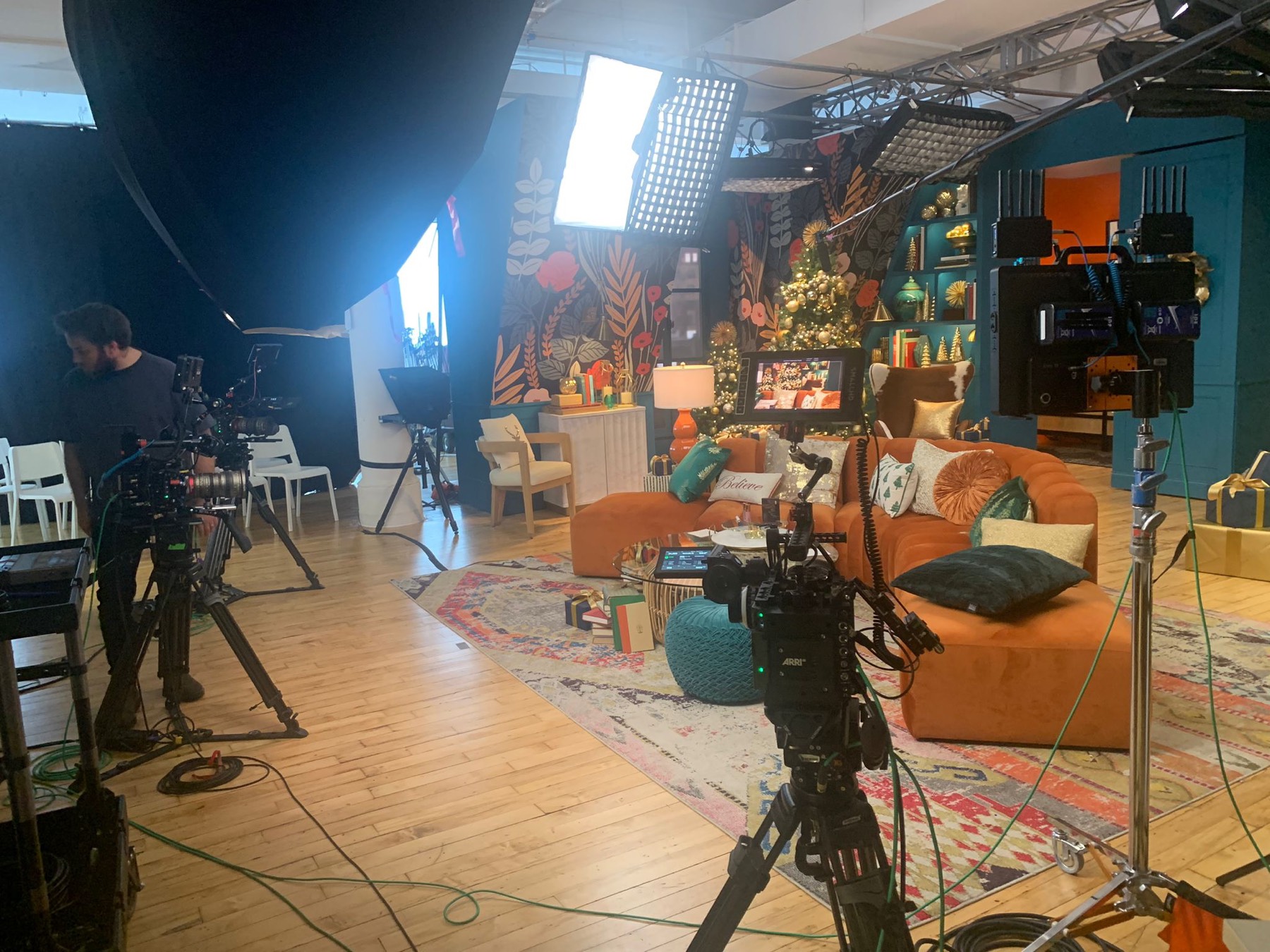 On the set of Busy This Week